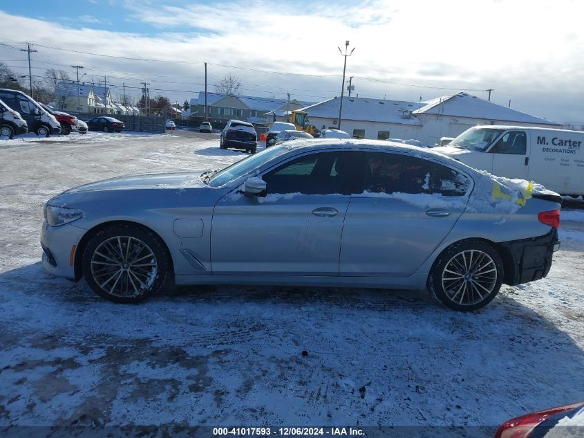 VIN WBAJA9C5XJB251317 2018 BMW 5 Series, 530E Iperf... no.14