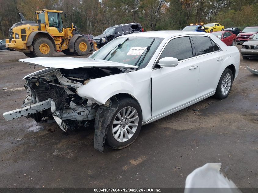 VIN 2C3CCAAG0EH255342 2014 CHRYSLER 300 no.2