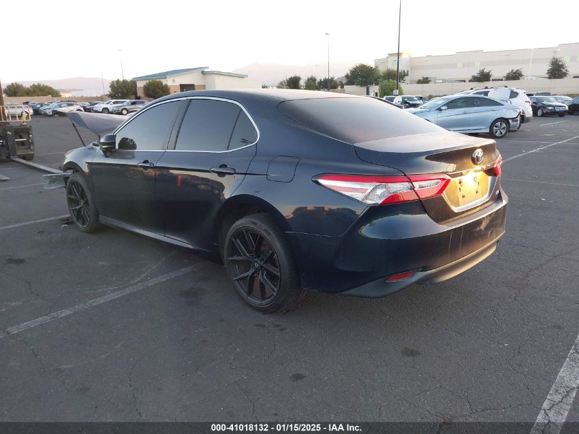 VIN JTNB11HKXJ3035528 2018 Toyota Camry, LE no.3