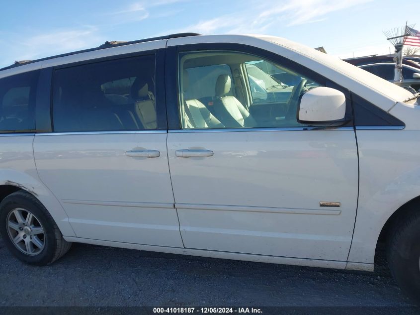 2008 Chrysler Town & Country Touring VIN: 2A8HR54P78R776956 Lot: 41018187