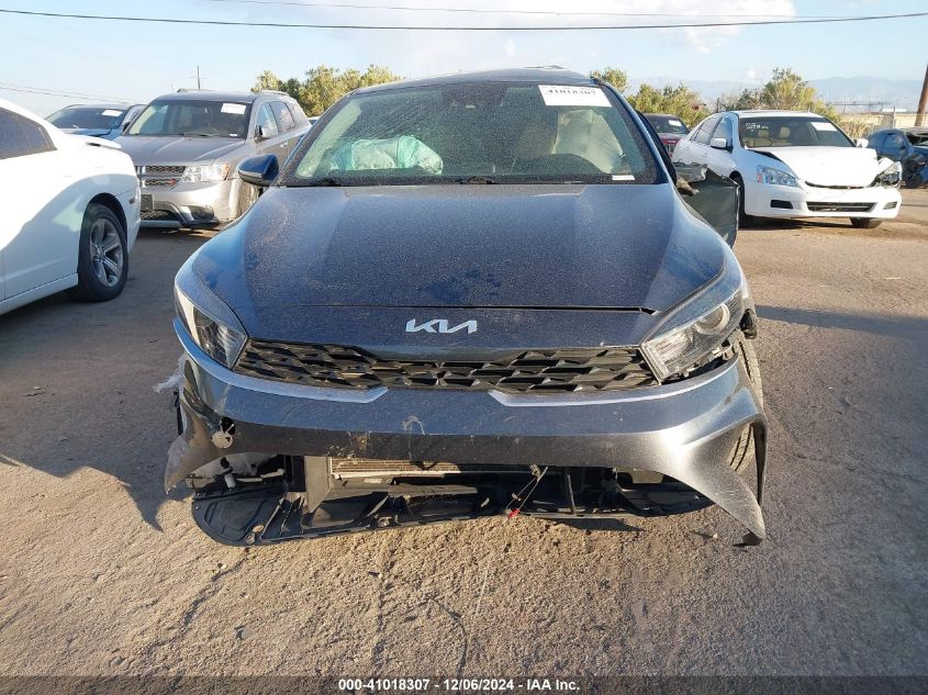 2022 Kia Forte Lxs VIN: 3KPF24AD8NE456811 Lot: 41018307