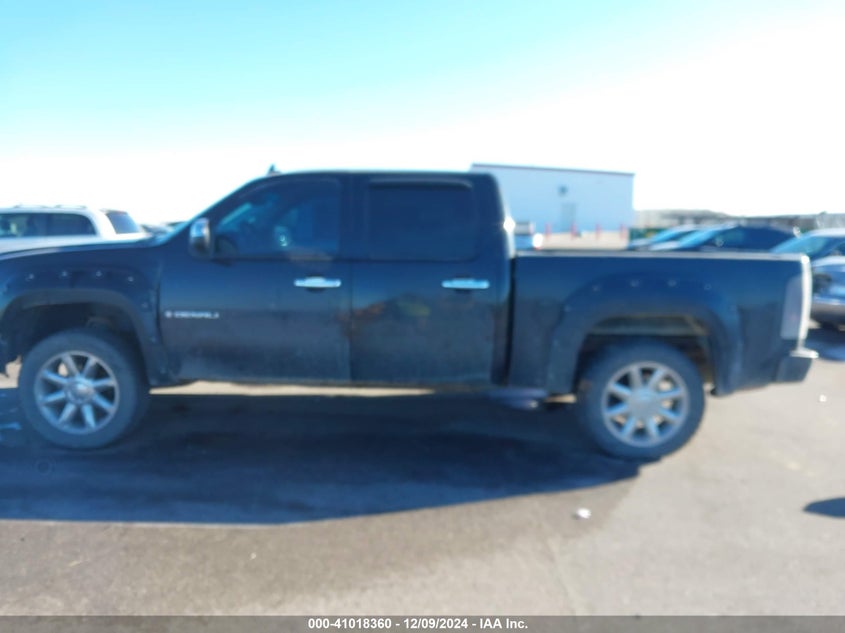 2007 GMC SIERRA 1500 VIN: 2GTEK638271683497