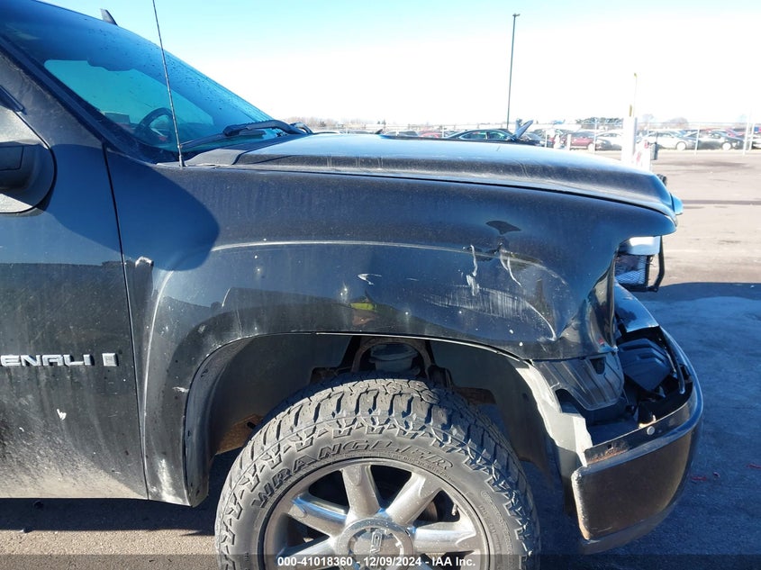 2007 GMC SIERRA 1500 VIN: 2GTEK638271683497