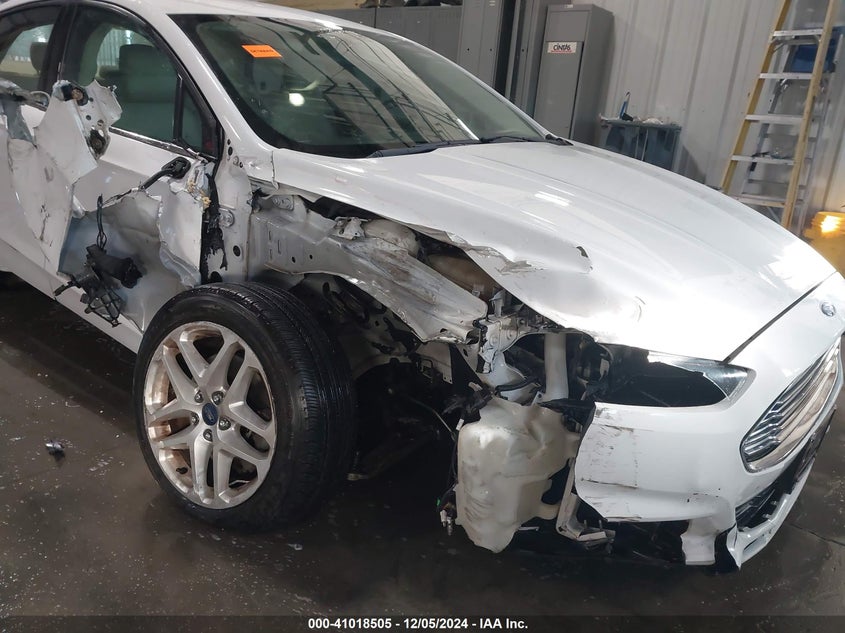 2014 FORD FUSION VIN: 1FA6P0H76E5368898