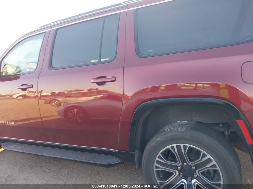 2024 JEEP WAGONEER L SERIES II 4X2 - 1C4SJRBP5RS159845