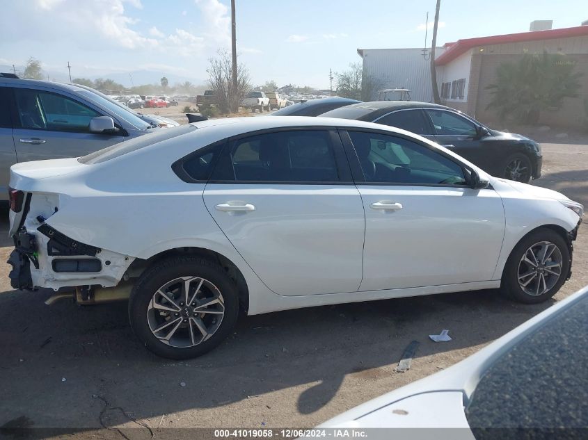 2024 Kia Forte Lxs VIN: 3KPF24AD1RE823019 Lot: 41019058