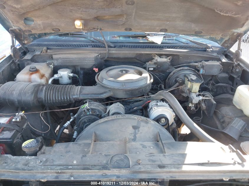 1992 GMC Sierra K1500 VIN: 2GTEK19K3N1515726 Lot: 41019211