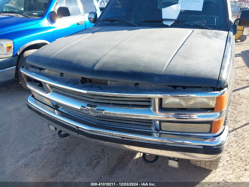 1992 GMC Sierra K1500 VIN: 2GTEK19K3N1515726 Lot: 41019211