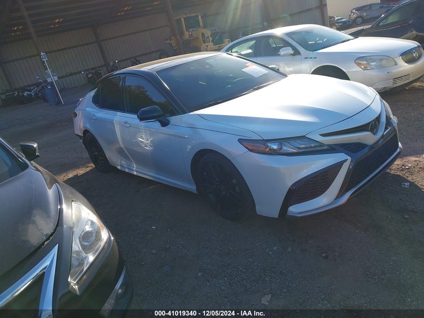 2022 TOYOTA CAMRY (VIN: 4T1K61AKXNU015145)