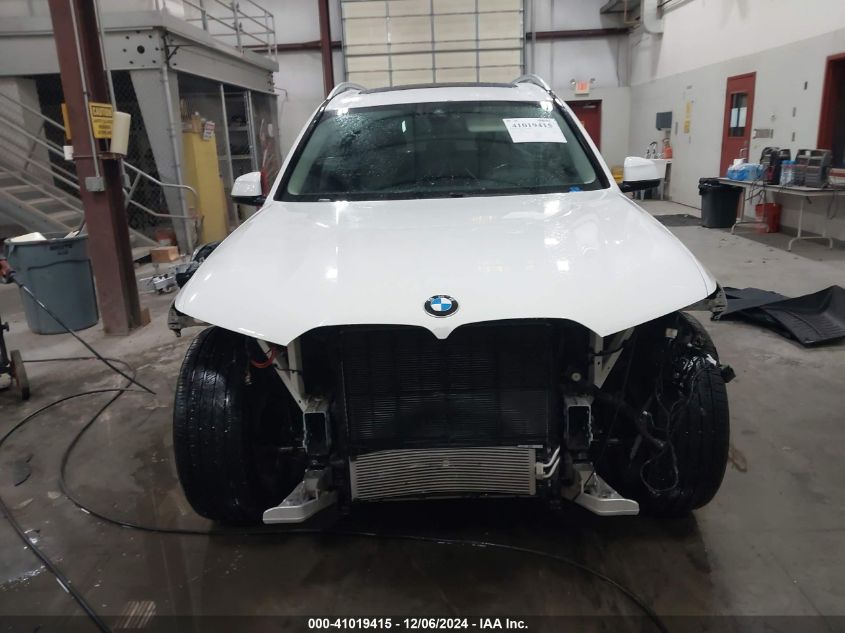 VIN 5UXCW2C57KL088494 2019 BMW X7 no.13