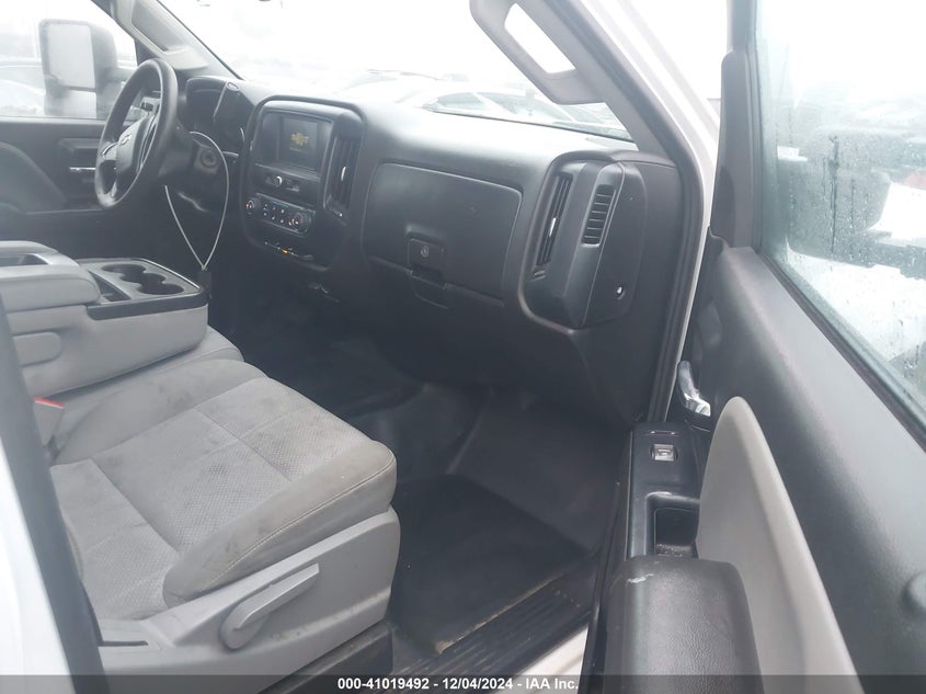 2019 CHEVROLET SILVERADO 2500HD VIN: 2GB2CREG5K1215881