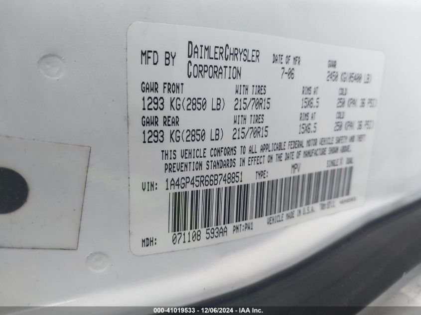 2006 Chrysler Town & Country VIN: 1A4GP45R66B748851 Lot: 41019533