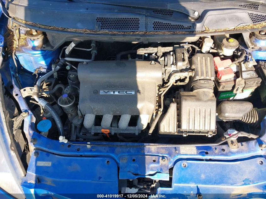 2008 HONDA FIT VIN: JHMGD37638S037038