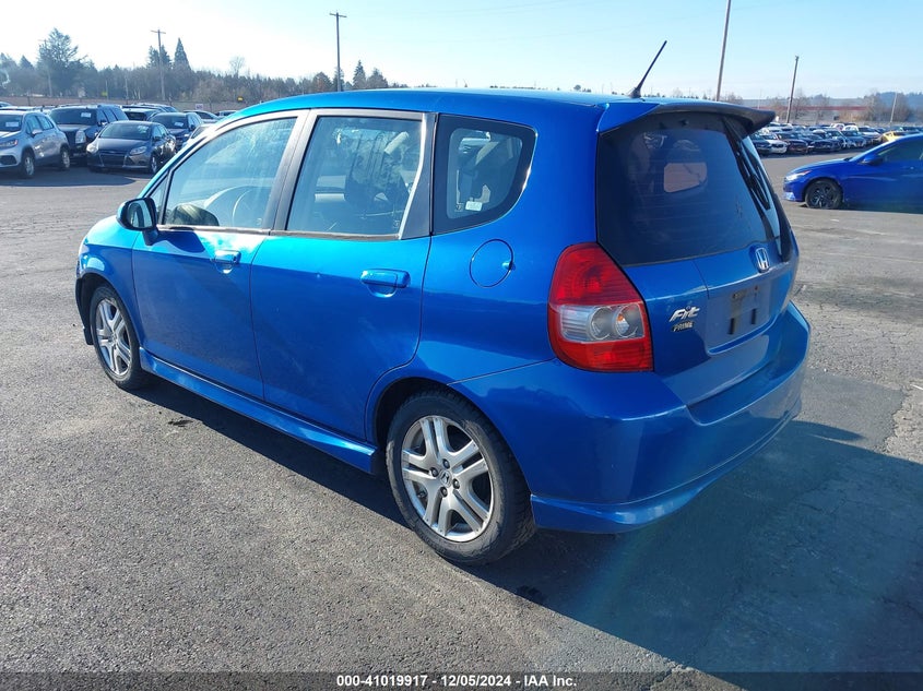 2008 HONDA FIT VIN: JHMGD37638S037038