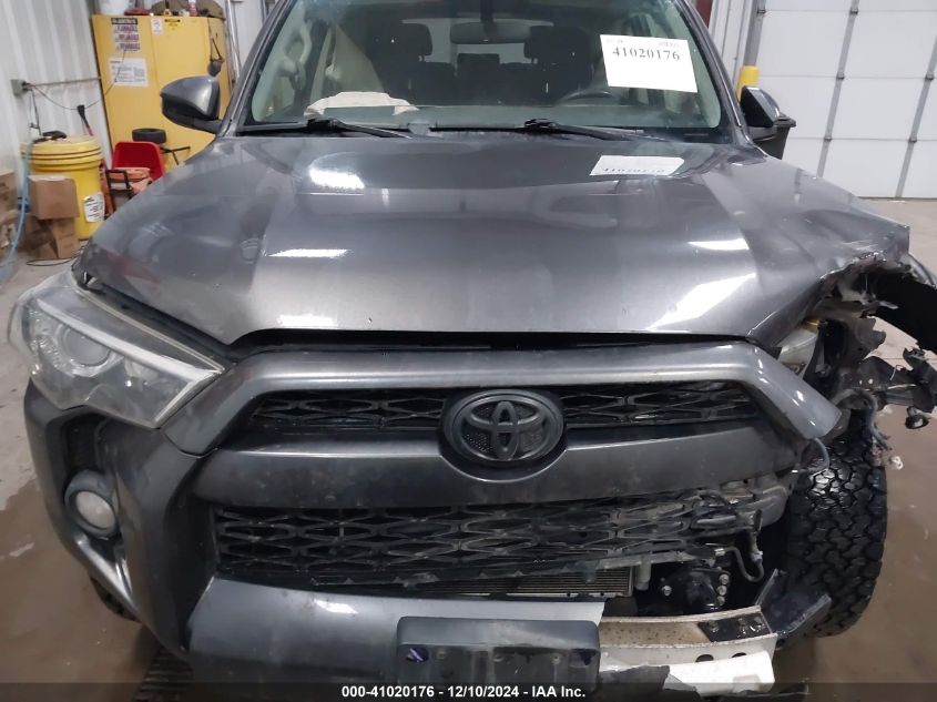 VIN JTEBU5JR8H5435673 2017 TOYOTA 4RUNNER no.12