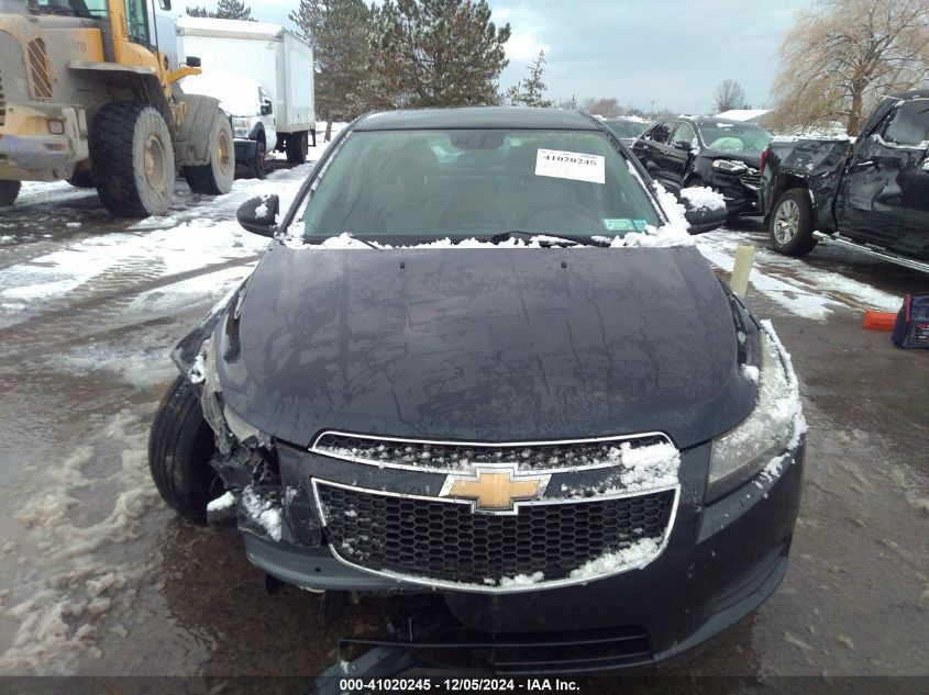 VIN 1G1PA5SG0E7402255 2014 Chevrolet Cruze, Ls Auto no.12