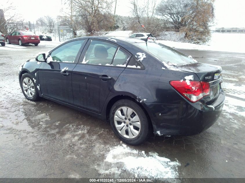 VIN 1G1PA5SG0E7402255 2014 Chevrolet Cruze, Ls Auto no.3