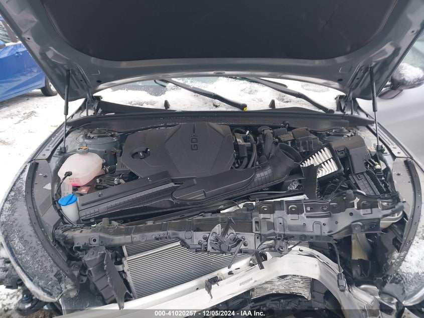 2025 KIA K5 VIN: KNAG64J7XS5282702