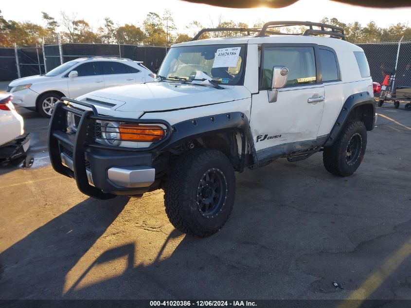 VIN JTEBU4BF7DK153289 2013 Toyota FJ, Cruiser no.2