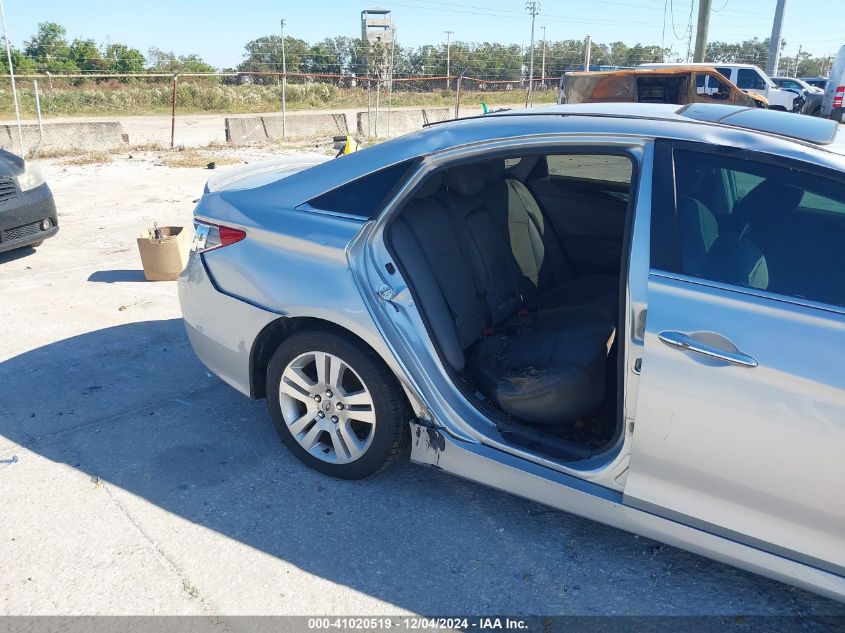 VIN 5NPEC4AB7EH905785 2014 Hyundai Sonata, Se 2.0T no.17