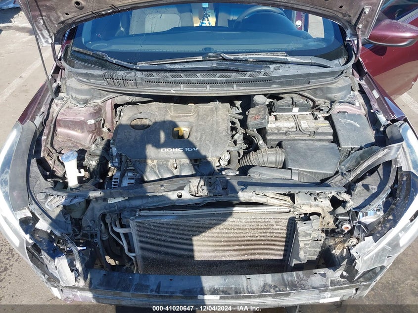 2017 KIA FORTE VIN: 3KPFK4A74HE040060