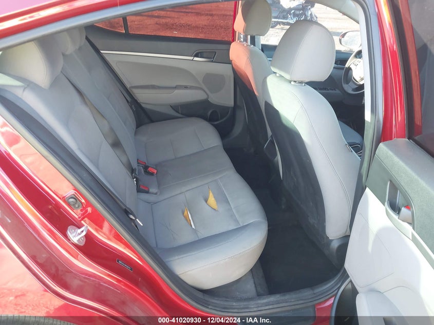 VIN 5NPD74LFXHH190716 2017 HYUNDAI ELANTRA SE