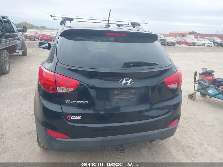 VIN KM8JU3AG7FU115519 2015 Hyundai Tucson, SE no.16