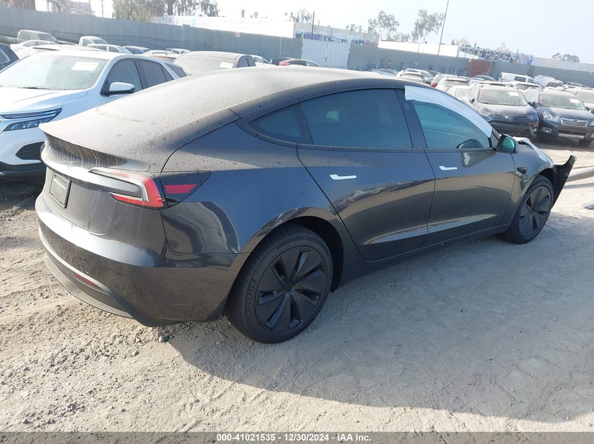 5YJ3E1EA2SF876935 Tesla Model 3 Long Range Rear-wheel Drive 2025