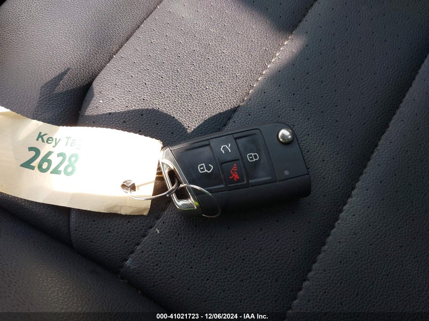 2015 VOLKSWAGEN GOLF SPORTWAGEN TDI SEL 4-DOOR - 3VWCA7AU7FM506948