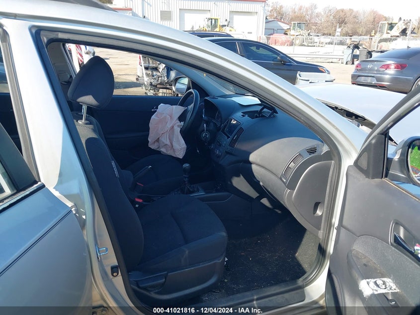2010 HYUNDAI ELANTRA TOURING VIN: KMHDC8AE1AU068010