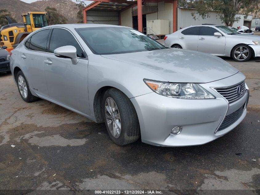 VIN JTHBW1GG2F2086648 2015 Lexus ES, 300H no.1