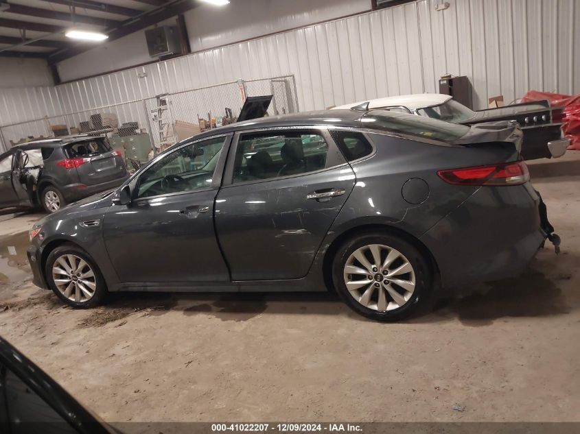 VIN 5XXGT4L32JG213017 2018 KIA Optima, S no.14