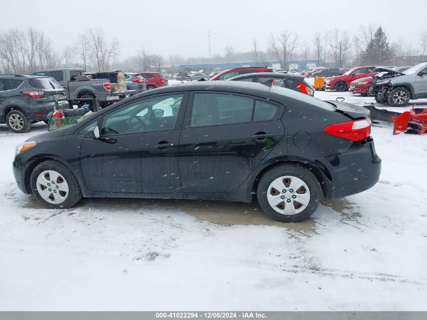 VIN KNAFK4A63G5509394 2016 KIA FORTE no.14