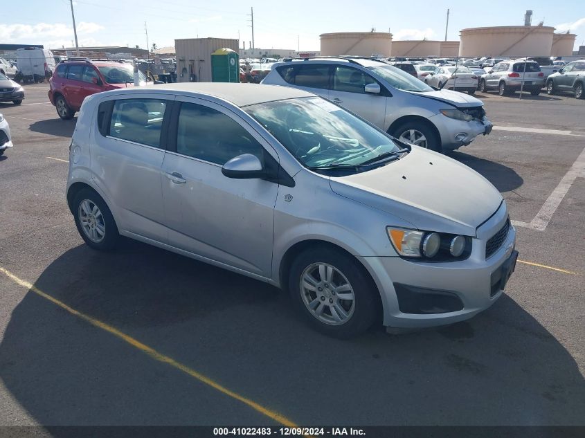 VIN 1G1JC6SH1D4102318 2013 Chevrolet Sonic, Lt Auto no.1