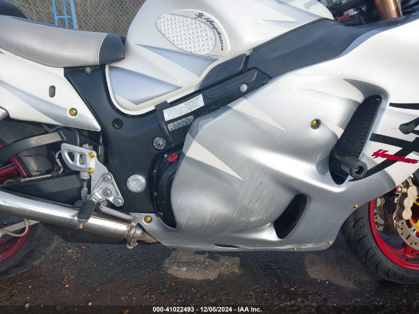 2006 SUZUKI GSX1300 R JS1GW71A562113107