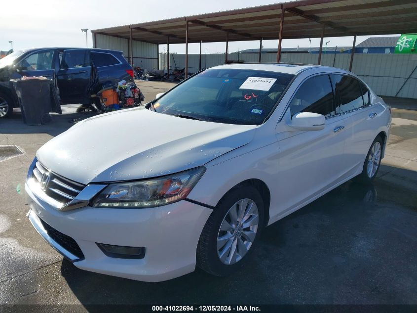 VIN 1HGCR3F98FA030751 2015 Honda Accord, Touring no.2