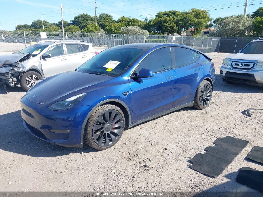 VIN 7SAYGDEF6NF438259 2022 Tesla Model Y, Performan... no.2