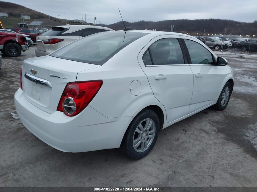 2016 CHEVROLET SONIC VIN: 1G1JC5SG5G4119869