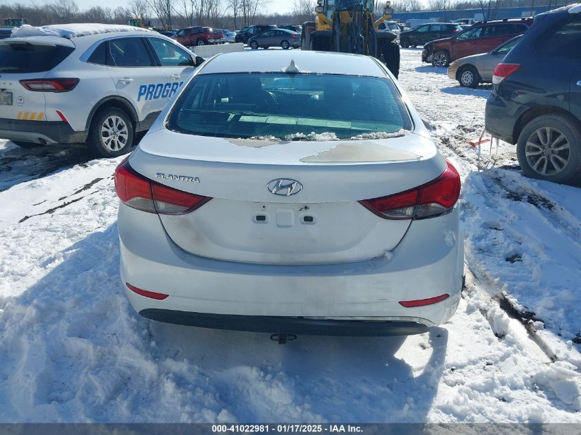 VIN 5NPDH4AE2FH580326 2015 Hyundai Elantra, SE no.16