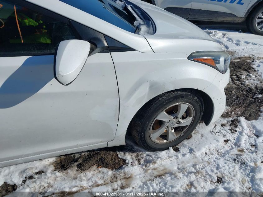 VIN 5NPDH4AE2FH580326 2015 Hyundai Elantra, SE no.17