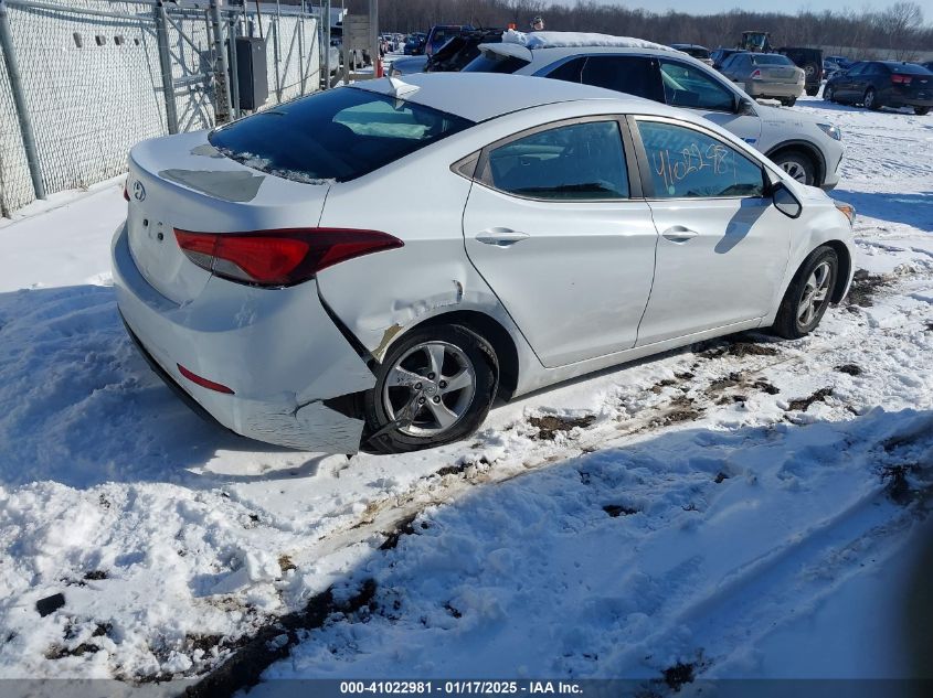 VIN 5NPDH4AE2FH580326 2015 Hyundai Elantra, SE no.4