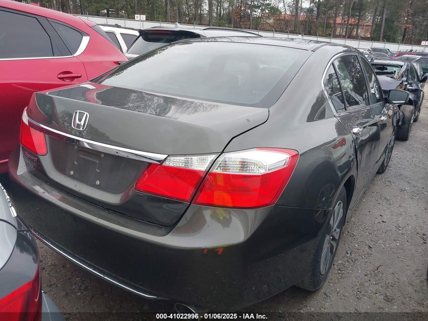 2014 HONDA ACCORD VIN: 1HGCR2F32EA146273