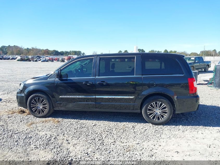 2014 Chrysler Town & Country S VIN: 2C4RC1HGXER225397 Lot: 41023867