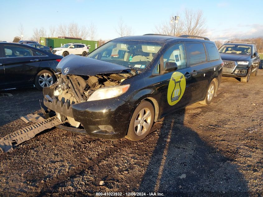 VIN 5TDKK3DC7DS378862 2013 TOYOTA SIENNA no.2