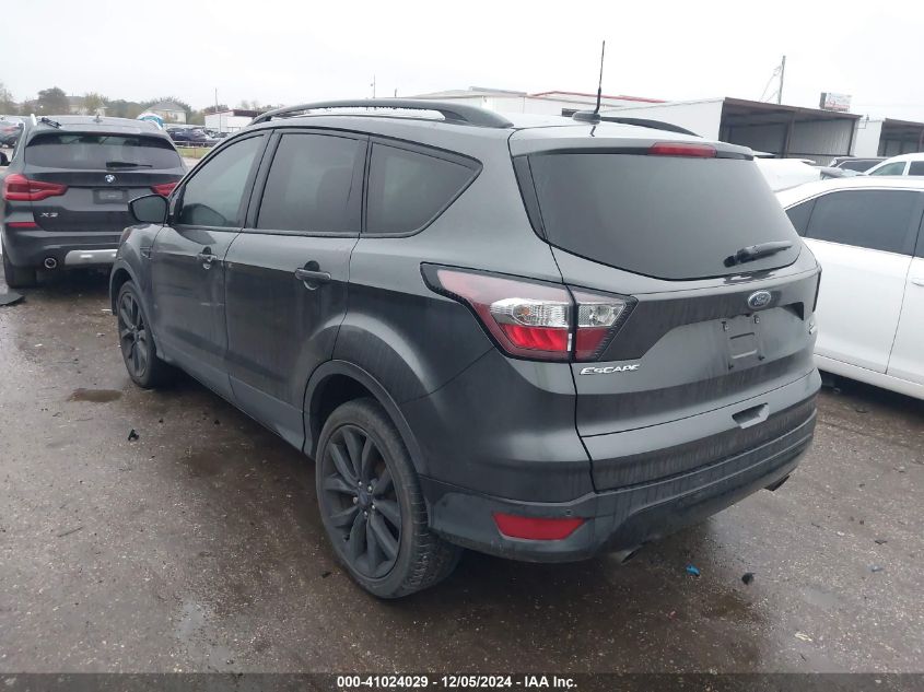 VIN 1FMCU0GD9HUE71414 2017 Ford Escape, SE no.3