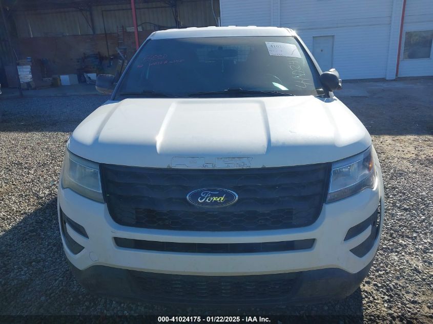 VIN 1FM5K8AR5GGB55118 2016 Ford Utility Police Inte... no.12