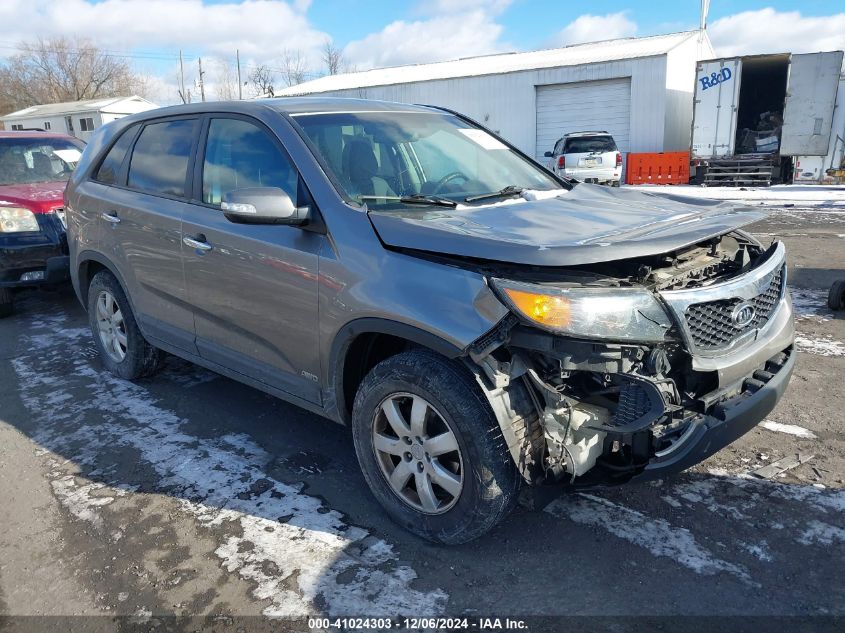 2013 KIA SORENTO LX - 5XYKTCA61DG406972