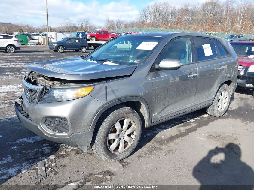 2013 KIA SORENTO LX - 5XYKTCA61DG406972