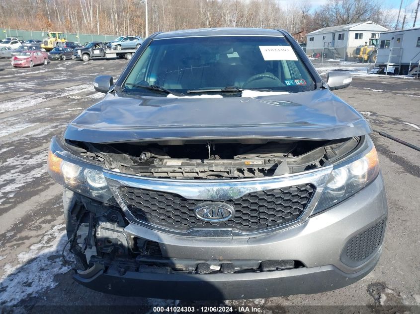 2013 KIA SORENTO LX - 5XYKTCA61DG406972