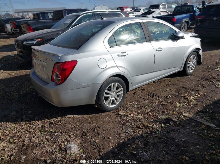 VIN 1G1JC5SH4E4231570 2014 Chevrolet Sonic, Lt Auto no.4